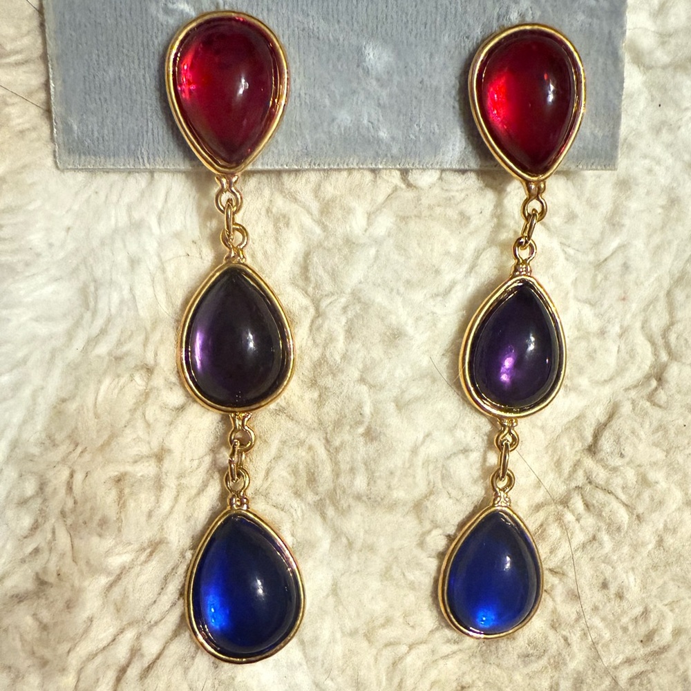 Bold fashion clip on earrings